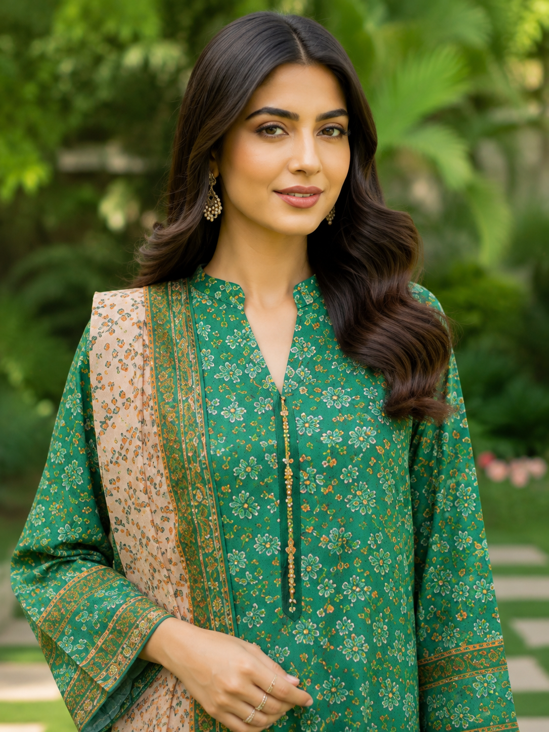 Emerald green floral printed 3-piece stitched suit