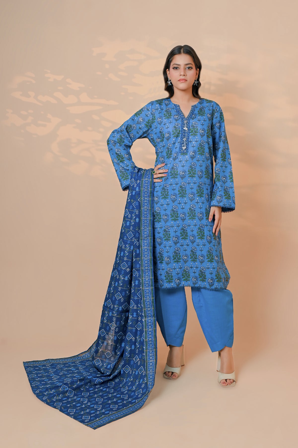 Sky blue unstitched 3 Pcs Khaddar suit for women with indigo diamond-check shawl
