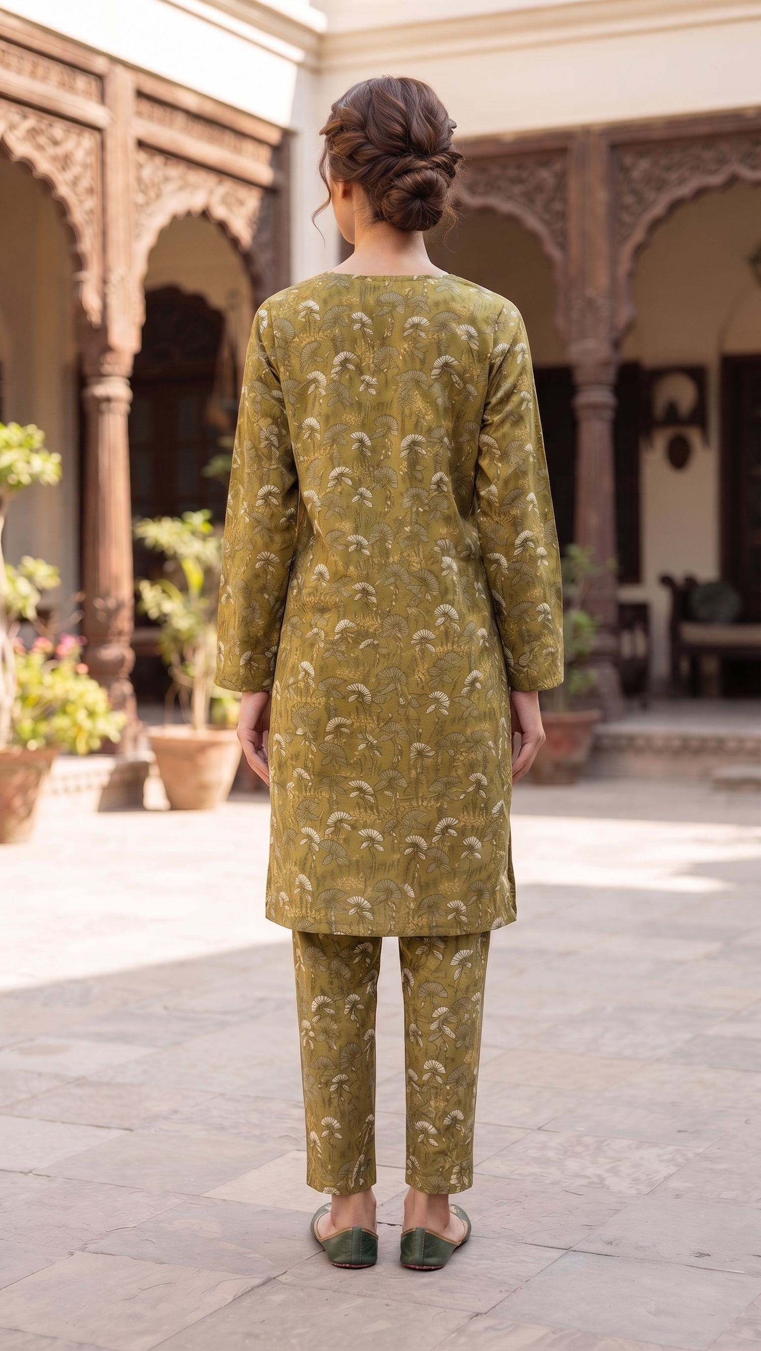 Olive Green Palm Leaf Print 2-Piece Suit back