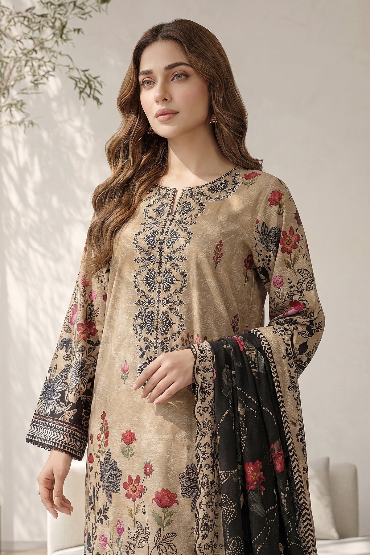 3 pcs Unstitched Printed Embroidered Khaddar Suit