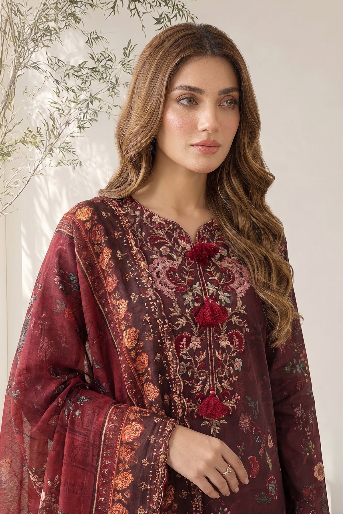 3 pcs Unstitched Printed Embroidered Khaddar Suit