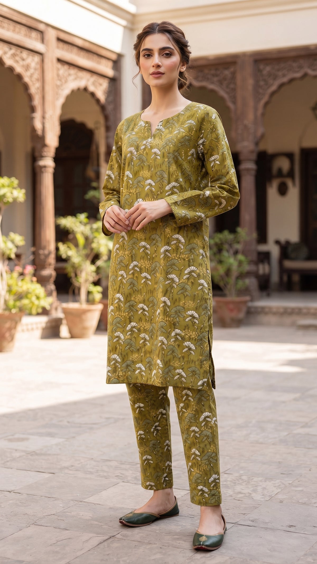 Olive Green Palm Leaf Print 2-Piece Suit view 4